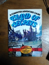 Tyler, Jeny ; Howarth, Les. A Computer Adventure Game: Island of Secrets. Usborne Publishing, 1984. Programmation d\'un jeu d\'aventure en BASIC