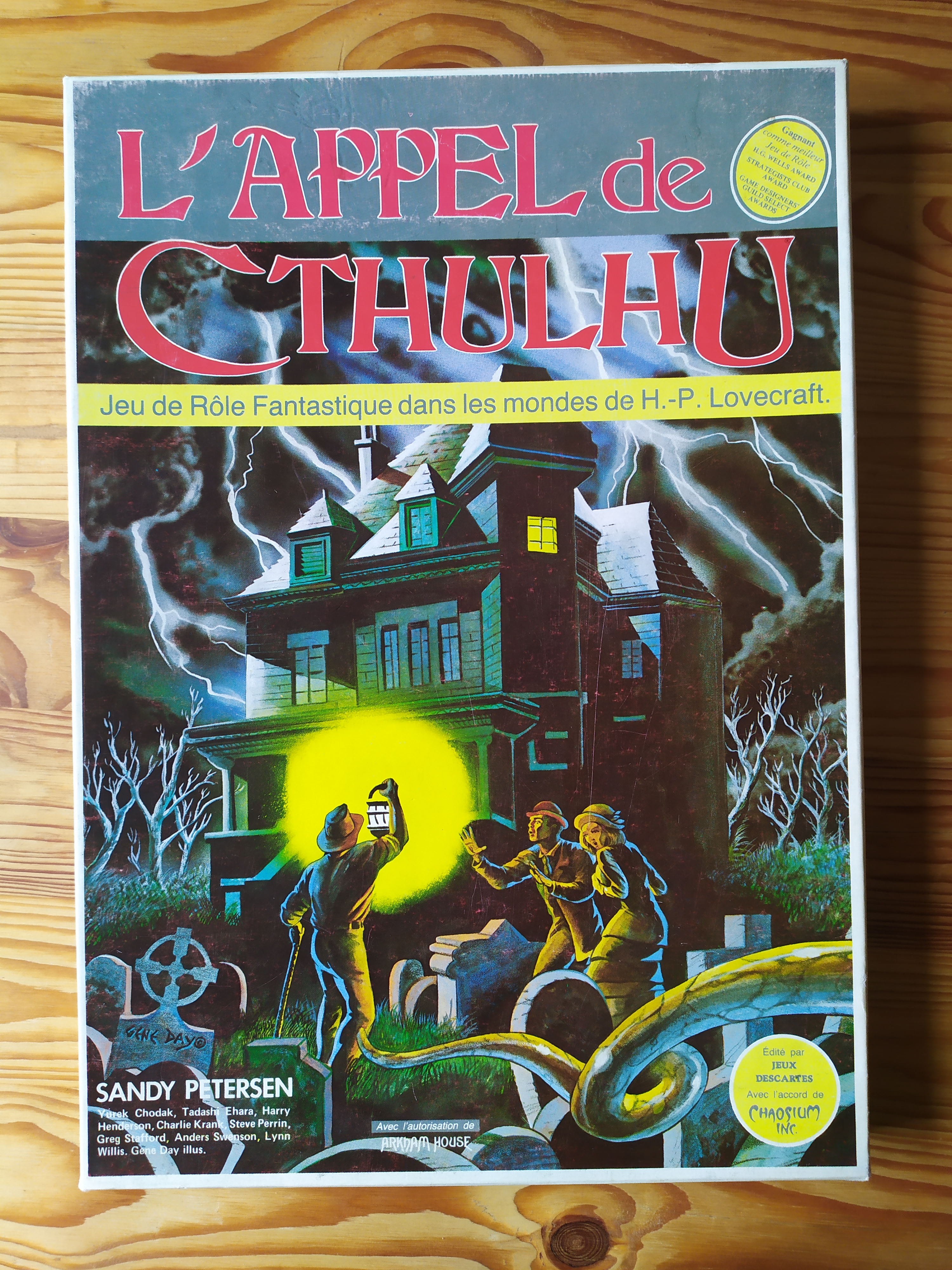 L'Appel de Cthulhu par Jeux Descartes (1984), première édition en Français L'Appel de Cthulhu par Jeux Descartes (1984), première édition en Français